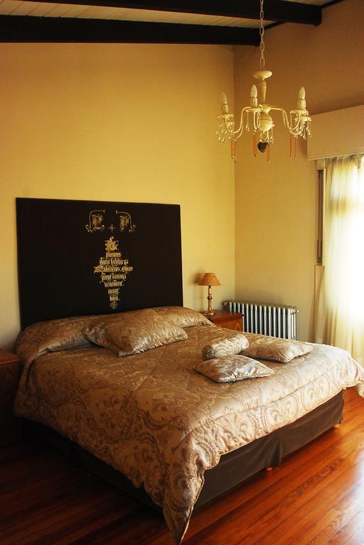 Estancia Loma Pampa Hotel Azul Room photo